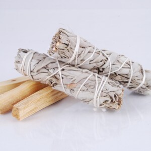 White Sage & Palo Santo Bundle For Ritual, Cleansing, Meditation, Blessing
