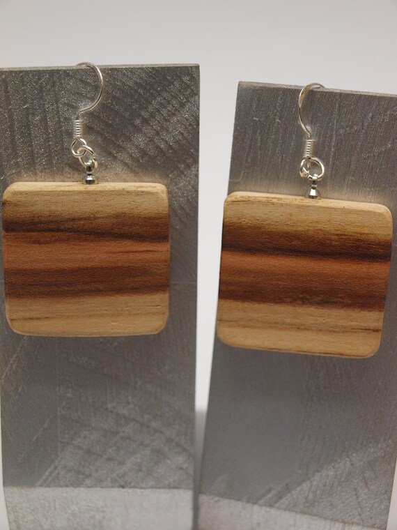 Pendentif De Boucle Doreille Fait De Bois Etsy