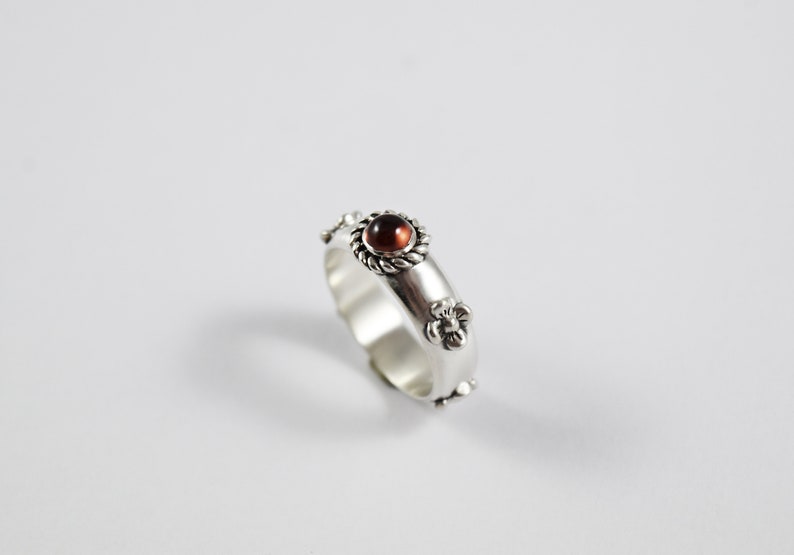 Howl Ring Unisex Silver Ring image 3