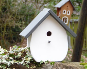 Vogelhaus zum selbst bemalen-Verschiedene Dachfarben.