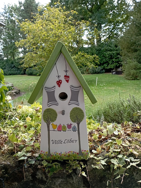 Personalisiertes Vogelhaus zur Hochzeit | Handgemachte Vogelvilla mit Namen | Hochzeitsgeschenk aus Holz | Individuelle Gartendeko