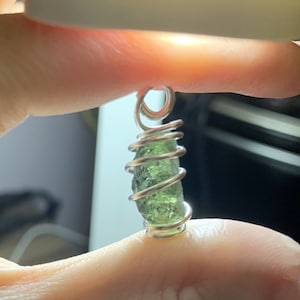 Raw Genuine MOLDAVITE / Raw Moldavite / Moldavite Crystal/ AUTHENTIC Moldavite/ Moldavite Stone/ Moldavite Chips/ Moldavite / Real Moldavite