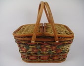 Vintage woven rattan trunk, Retro wicker suitcase, Rattan storage lidded box, French woven basket, Wicker picnic basket, Rattan vanity