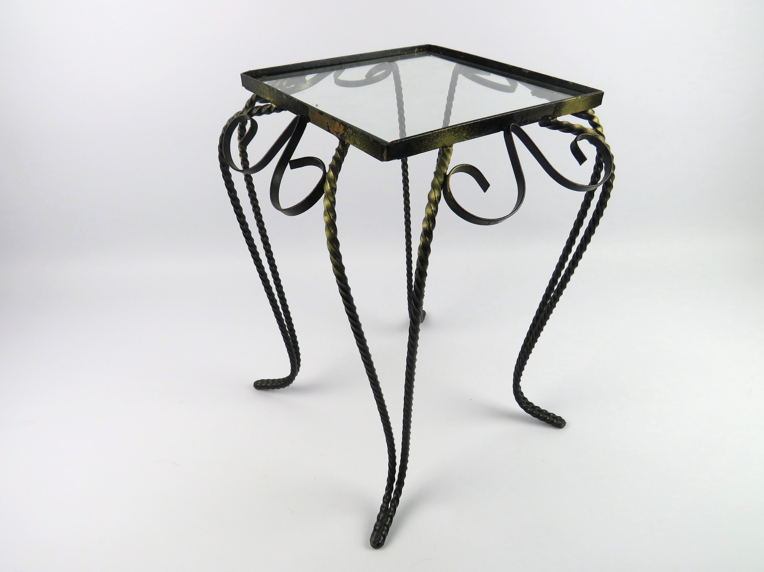 Petite Table D'appoint