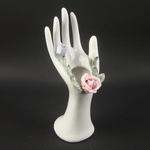 Vintage hand-shaped jewelry holder, White ceramic hand ring holder, Hand shaped bud vase, Unique gift for women, Vintage bathroom decor