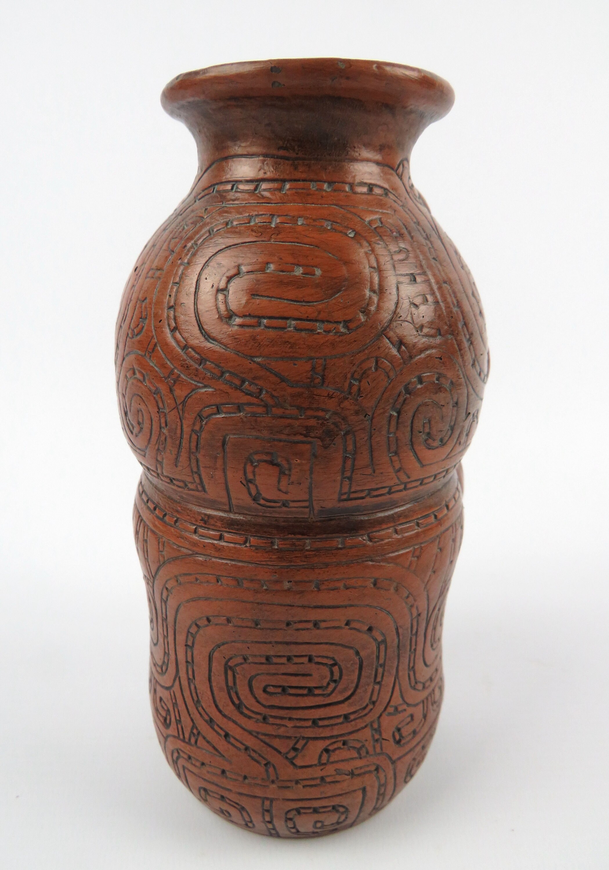 Fine Art Ceramics Tribal folk native Majaro pottery Funeral vase Brazil