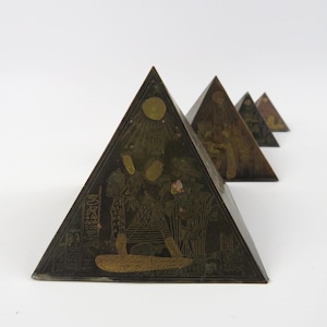 Vintage acid-etched Egyptian pyramids, Set of 4 decorative pyramids, Egyptian mythology, Souvenir from Egypt, Egypt lover gift