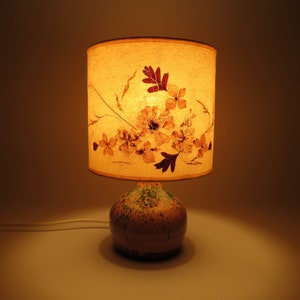 Pressed flower lamp, Vintage dried flowers lampshade, Herbarium bedside lamp, Pastoral retro lamp, Flower artwork, Ambient lighting