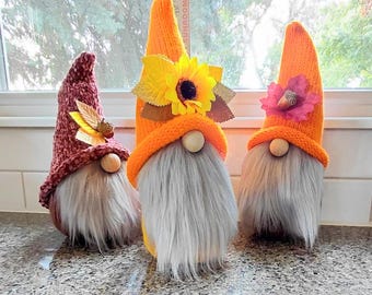 Gnomo de otoño tejido a mano: Hoja naranja, decoración otoñal