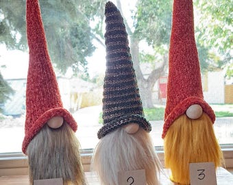 Decoración de bandeja escalonada de gnomo de otoño: Tomte Nisse de otoño hecho a mano