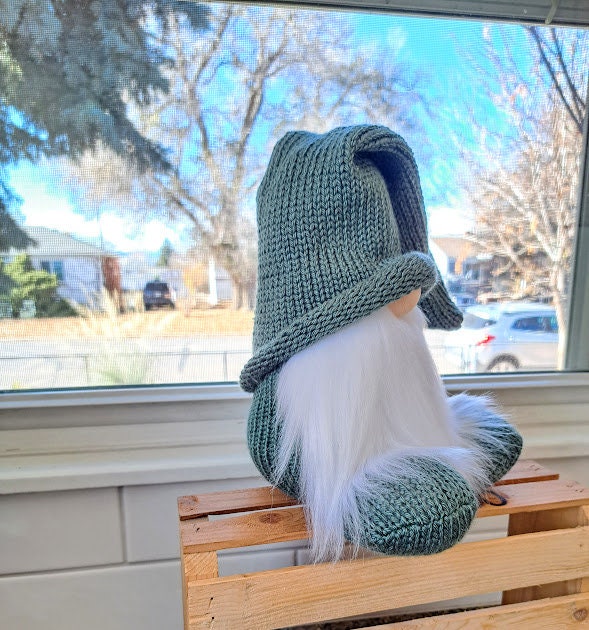 Green Slouchy Hat Gnome. Gnome With Shoes. Tonttu. Nisse