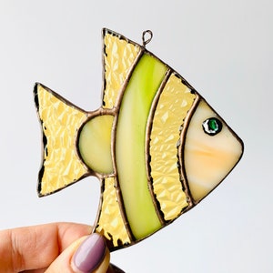 Stained glass angelfish Custom made scalare art Aquarium art Angelfish accent in glass Angelfish motif Stained glass aquarium ornament