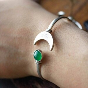 Moon and Green Agate Bracelet - Silver-plated brass cuff - Tellurique