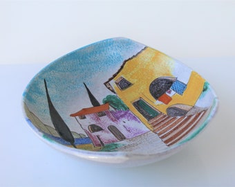 50s wall ceramic bowl