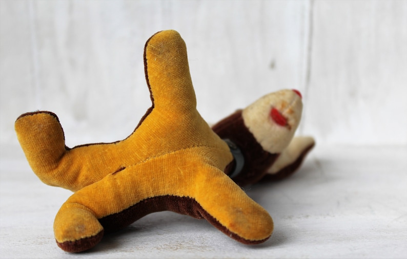 Small fabric dog 50s dog puppy plushie vintage old antique