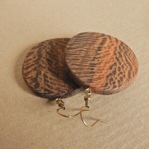 plane tree wood earrings