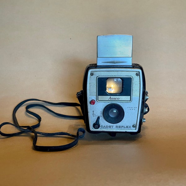 Vintage Camera: Ansco Cadet Reflex 1960s