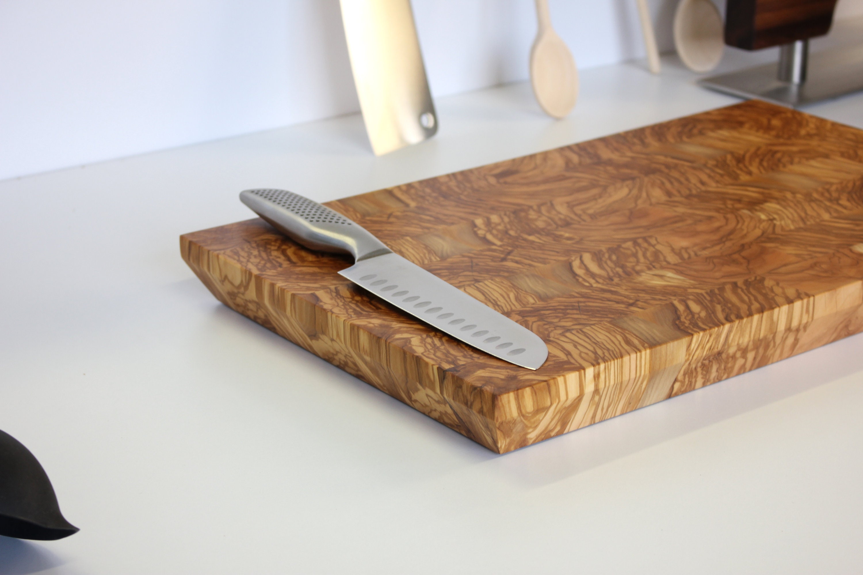 Olive Wood 15.5 Cutting Board - Tenuta Santo Pietro - US Shop