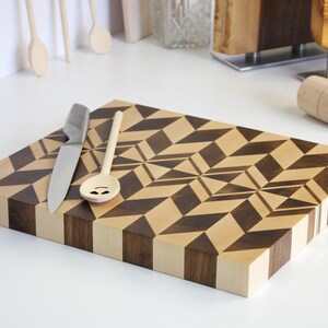 Beautiful Walnut Cutting Board Endgrain Cutting Board Chopping Board 3D cutting Board image 10