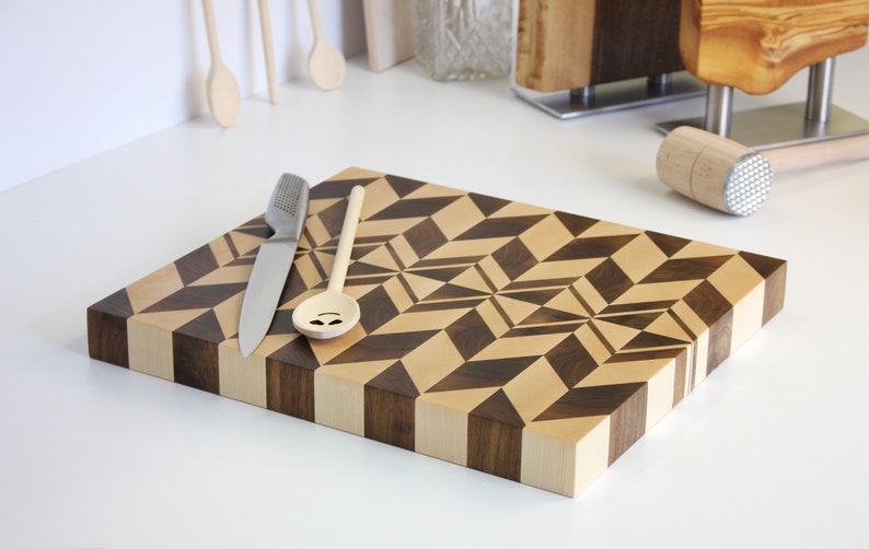 Beautiful Walnut Cutting Board Endgrain Cutting Board Chopping Board 3D cutting Board image 10