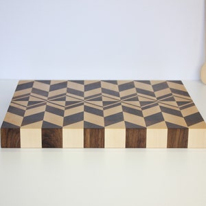 Beautiful Walnut Cutting Board Endgrain Cutting Board Chopping Board 3D cutting Board image 3