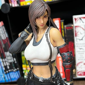 Custom Painted 3D Printed Tifa Lockhart