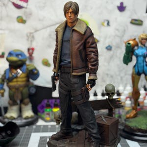 Custom Painted 3D Printed Leon S Kennedy from Resident Evil 4 Remake