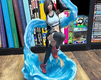 Figura de base de agua de Tifa Lockhart impresa en 3D y pintada a medida