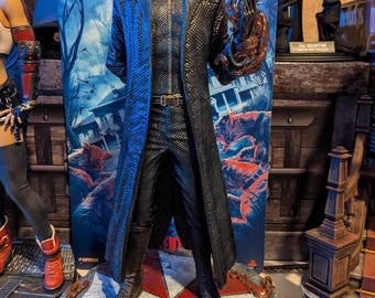 Figura de Albert Wesker de Resident Evil impresa en 3D y pintada a mano.