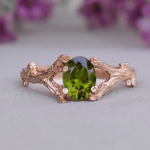 Peridot Twig Ring, Personalized Leaf Ring, Nature Inspired Ring, Twig Engagement Ring,Green Leaf ring,August birthstone Antique Peridot Ring