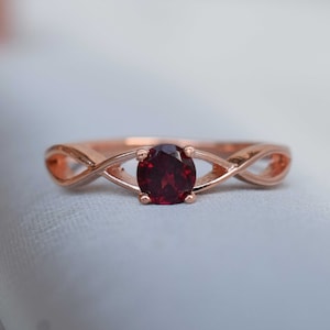 Anel vintage antigo de granada, estilo Art Déco, anel de noivado com granada infinita, anel de casamento em ouro rosa maciço 14k com granada rodolita, anel boho redondo de granada.