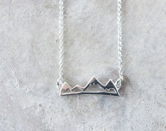Silver mountain necklace, Mountains peak charm necklaces for women, Dainty sterling silver geometric mountain jewelry Christmas gift for her
