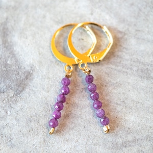 Gold hoop earrings with tiny ruby beads, Huggie hoop earrings with gemstone, Minimalist gold filled ruby earrings, Dangle beaded earrings