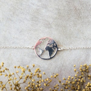 Feine Silber Armbänder für Frauen mit Weltkarte Charme, zartes verstellbares Armband, Abschiedsgeschenk für sie, Reise Schmuck Geschenke