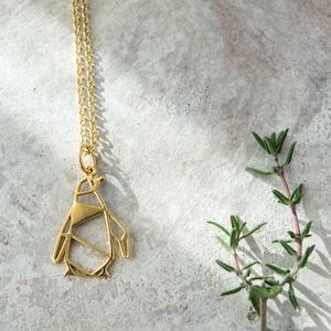Dainty gold penguin necklace, Delicate origami necklace, Penguin love gift, Geometric necklace, Penguin gift Simple bird necklaces for women