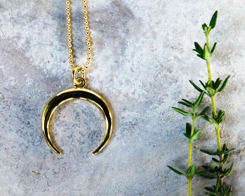 Double horn necklace Gold crescent moon necklace Ccc11b Sister in law gift Crescent moon necklace Gold horn necklace Protection amulet