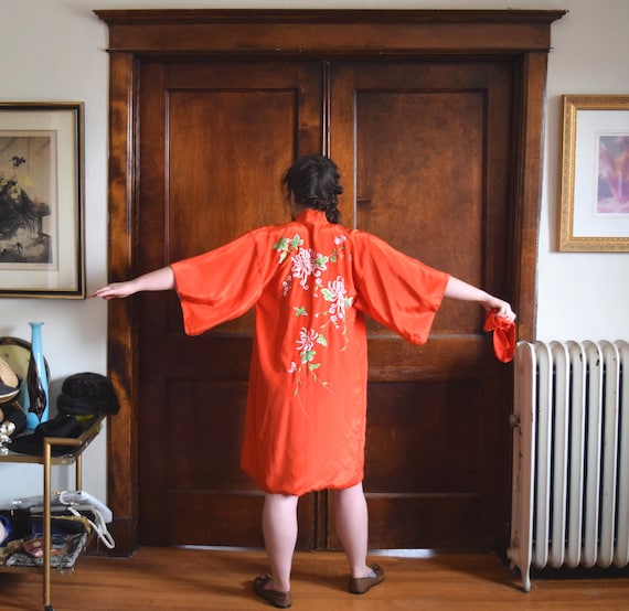 Orange Kimono | Short Kimono | Spider Mum Kimono |