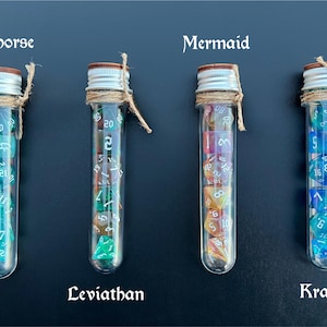 DnD 7 Dice Set in Potion Flask, Mysterious Sea D&D Polyhedral Dice Set, Dungeons and Dragons Dice, Rpg Gamer Gift, Board Game Dice Set
