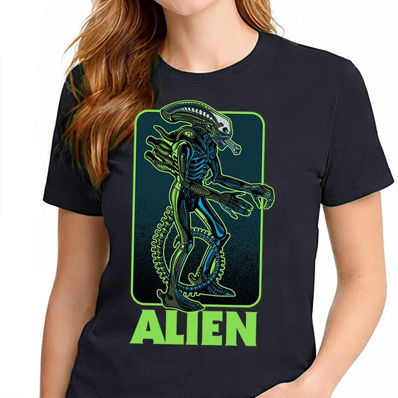 Xenomorph Alien T-Shirt – Retro Sci-Fi Horror Monster – Unisex Green Short Sleeve 100% Soft Cotton – Professionally Screen Printed image 2