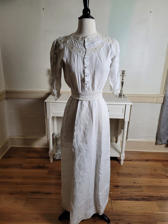 1900s Antique Lawn Dress - Museum Quality - Croch… - image 1