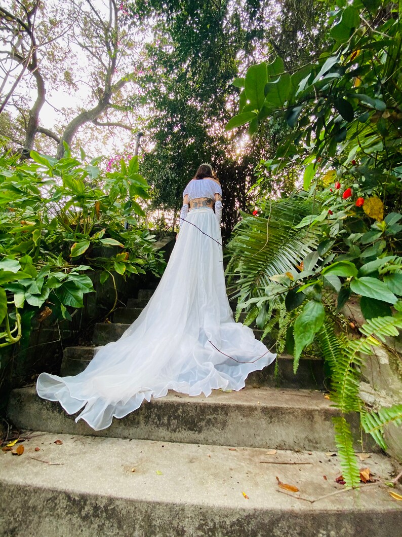 Vintage Sheer White Layered Overskirt Long Train