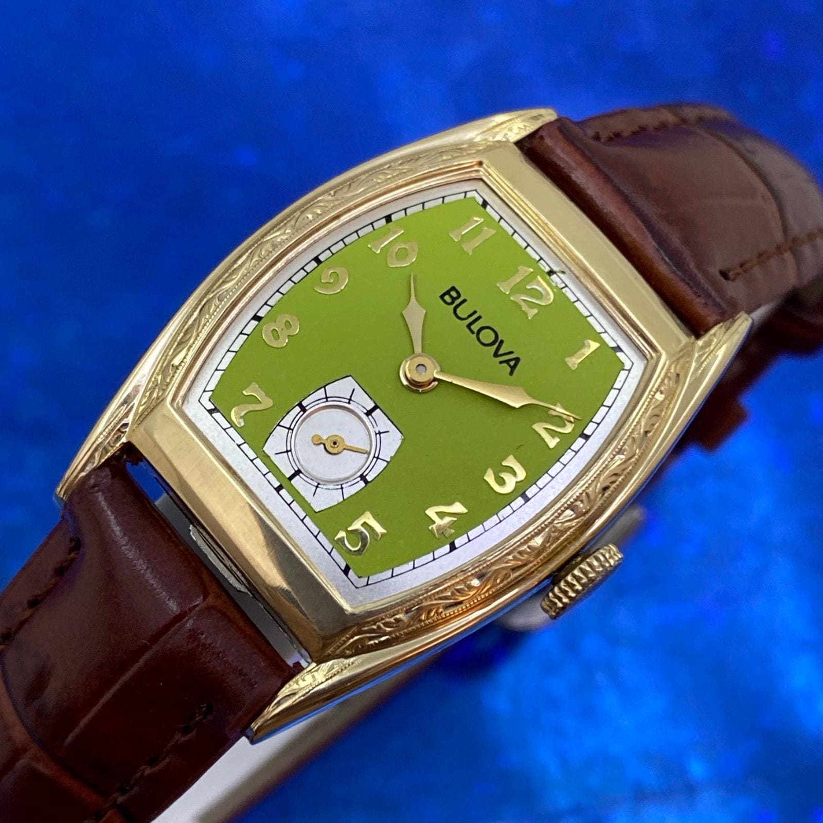 稼働美品 Bulova 1949年製ヴィンテージ腕時計 ゴールドスモールセコンド 1949 BULOVA 'Engineer' Swiss Gents Dress Watch – empressissi