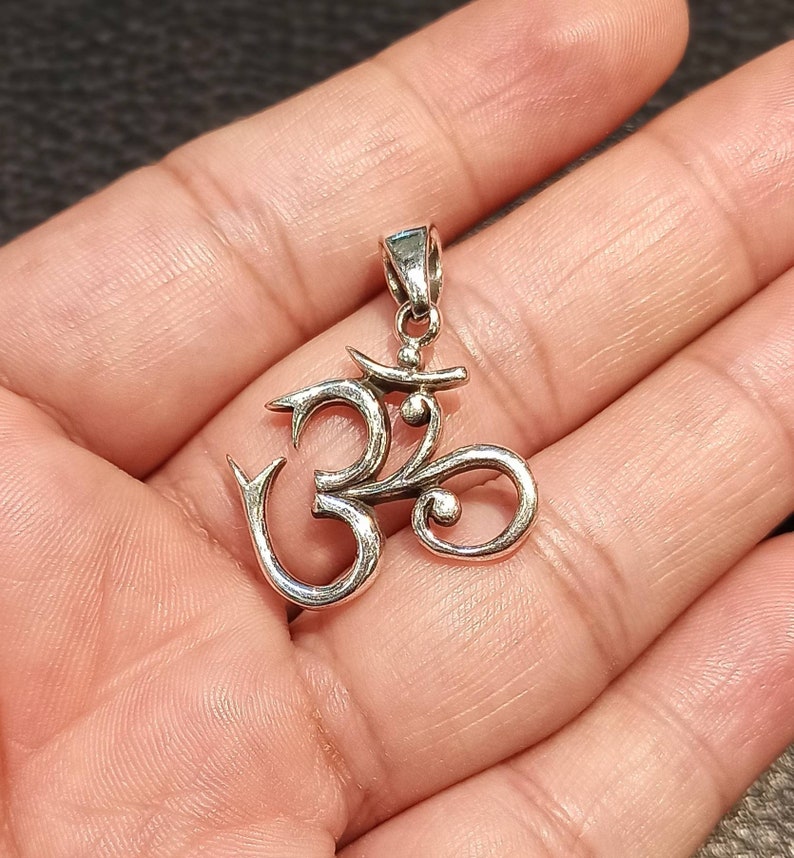 Silver 925 Om Pendant Handmade Silver 925 Om Pendant,