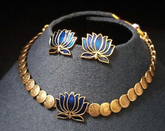 Handmade Golden Lotus Bridal Choker Necklace Set, Indian Wedding Jewelry