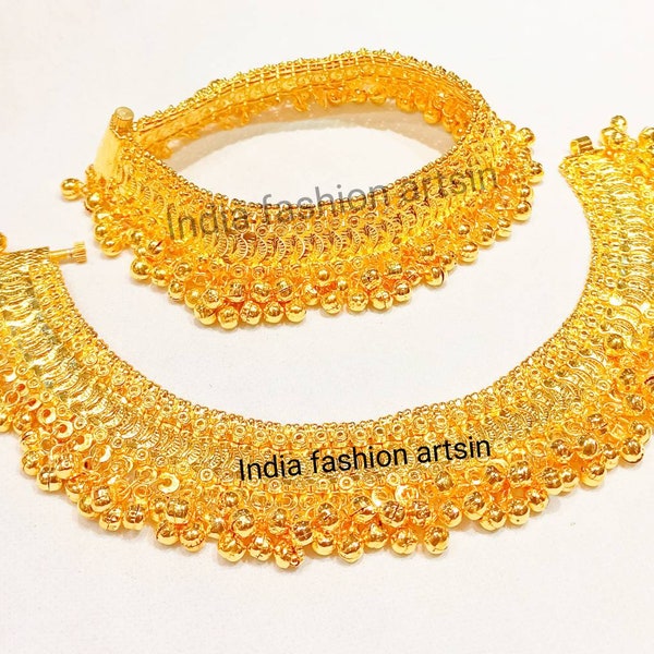 Bollywood Ghungharu (bells) anklets pairs/Traditional Payal/ Golden anklets/Wedding jewelry/Indian Payal