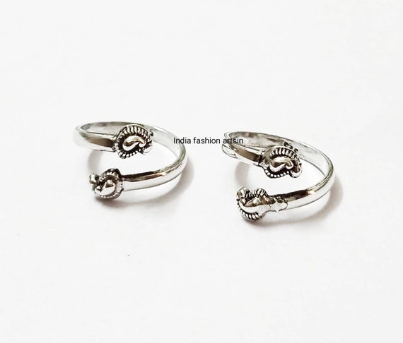 925 Sterling Silver Flower Toe Ring – Diamond Nose Rings