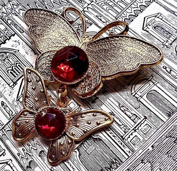 Vintage Gold Victorian Butterfly Brooch Pin Large… - image 6