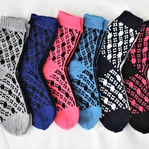Thick Cotton Socks For Winter Unisex Wool Cashmere Footwear Soft Casual Warm Russian Cold Christmas Stocking Ethnic Design Knitted Halloween