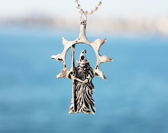 Men's Necklace / Silver Gandalf Charm / Magician Jewelry / Wizard Sorcerer Charmer Warlock Enchanter Wise Man Pendant / Lord Of the Rings