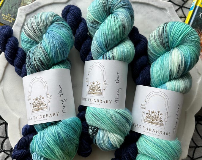 Nancy Drew Sock Set